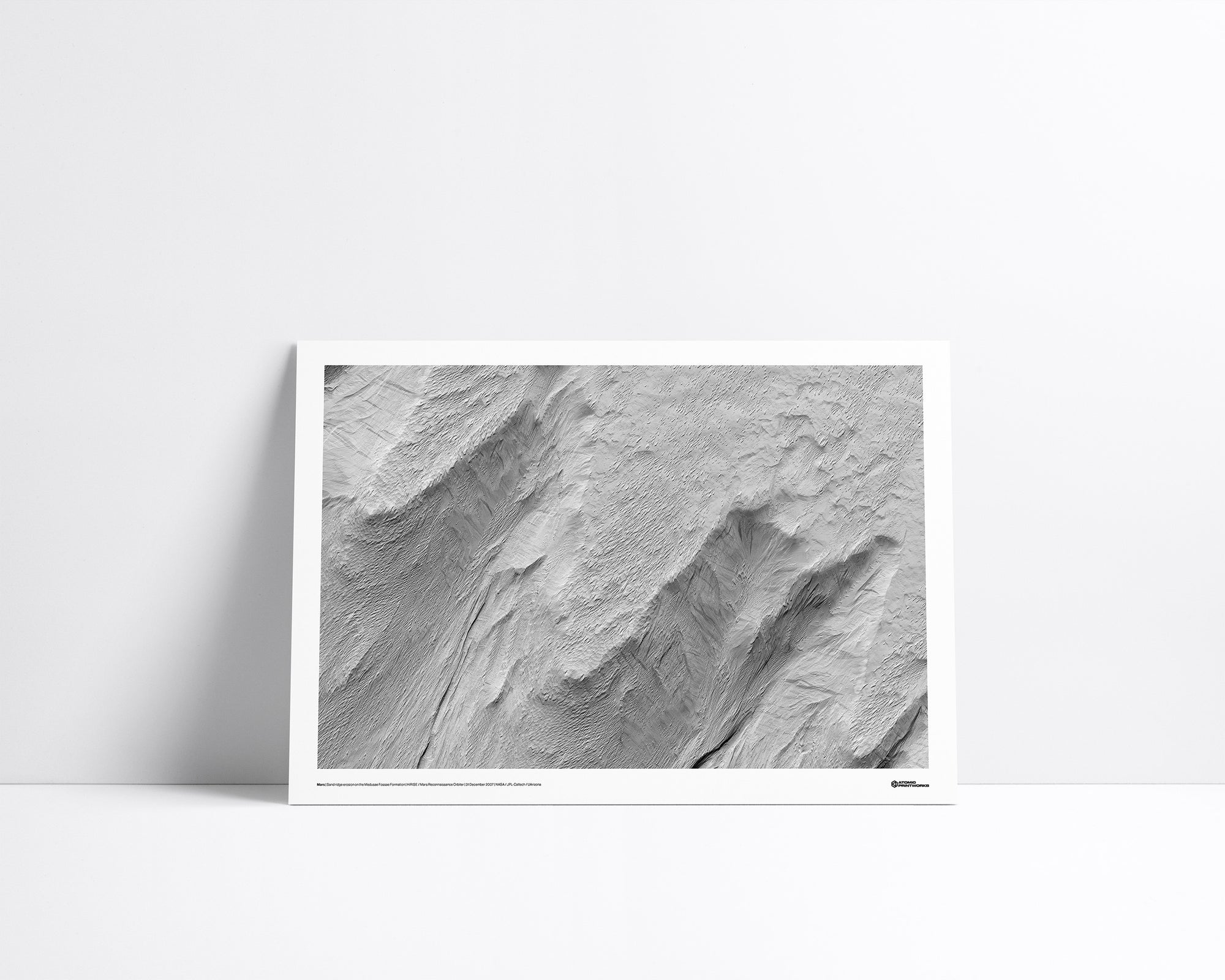 Mars — Sand ridge erosion on the Medusae Fossae Formation